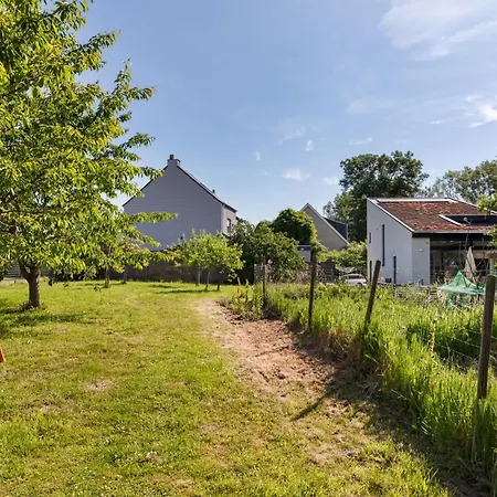 Villa Sun Kissed In With Private Garden