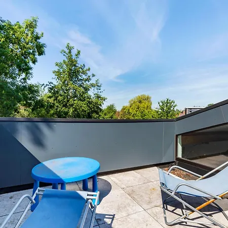 Sun Kissed In With Private Garden Villa Kobbegem